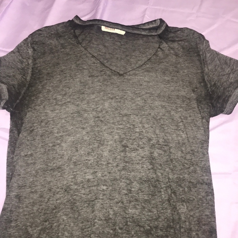 Hollister choker cut out shirt